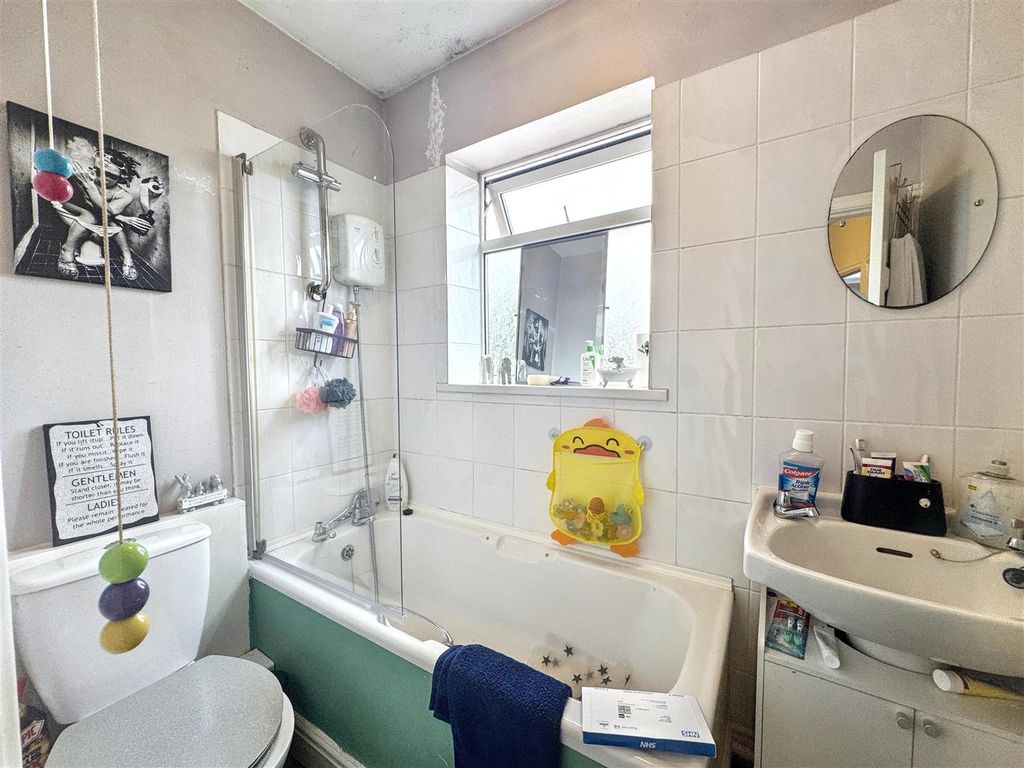Property photo 1 of 10 20260718141106_20260718-Interior-16-Ag1H01Rw4Vuq4R