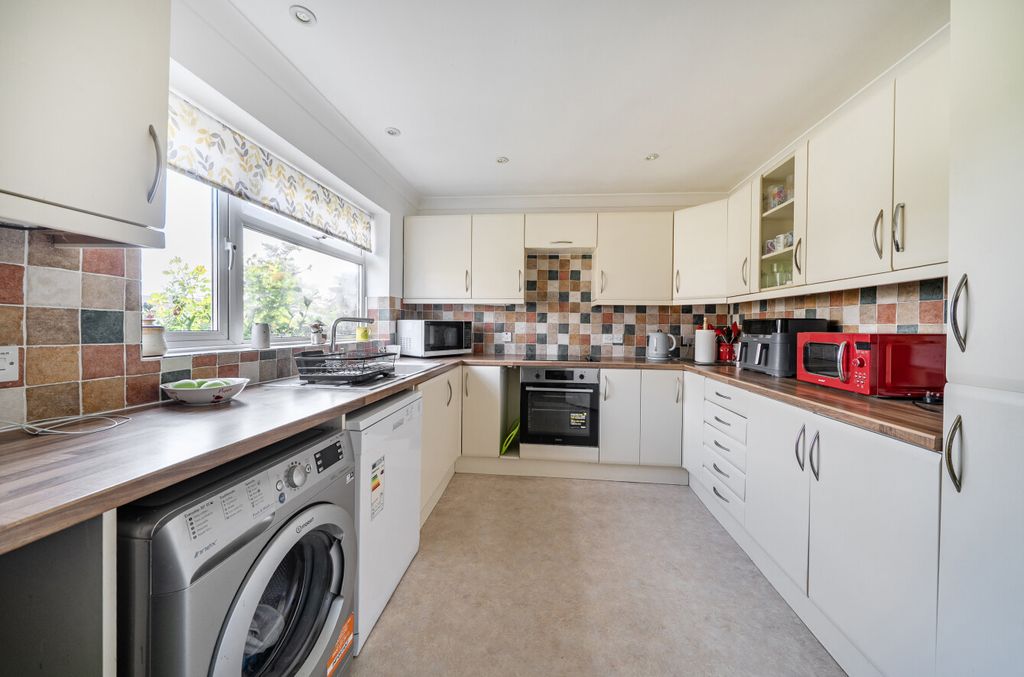 Property photo 3 of 20 1487423-10-6A50Cf...