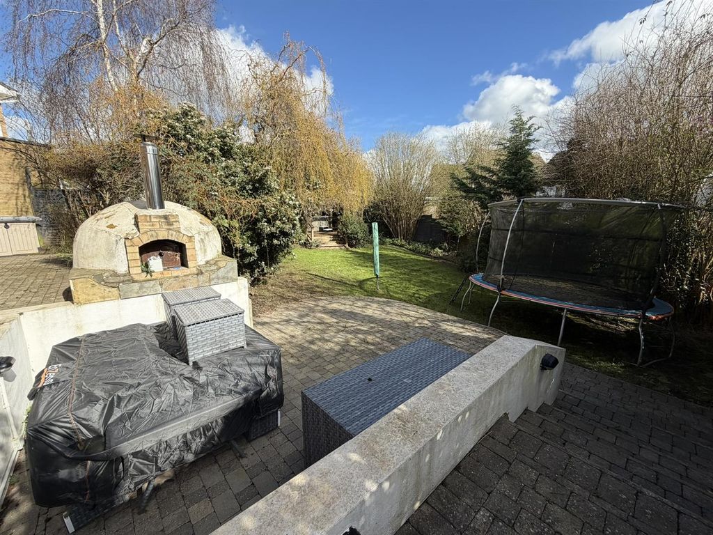 Additional image 24 of 4 bed property for saleConiston Close, Daventry NN11