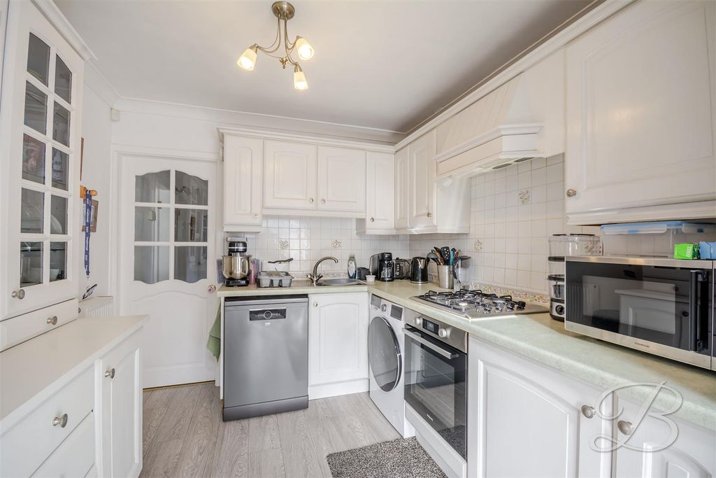 Property photo 3 of 26 Ccltd-14.Jpg