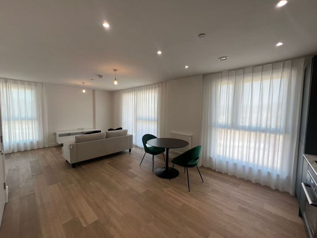 Property photo 3 of 3
