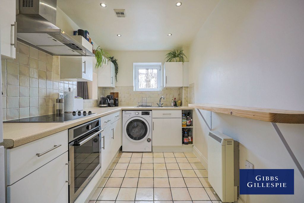 Property photo 3 of 13 3