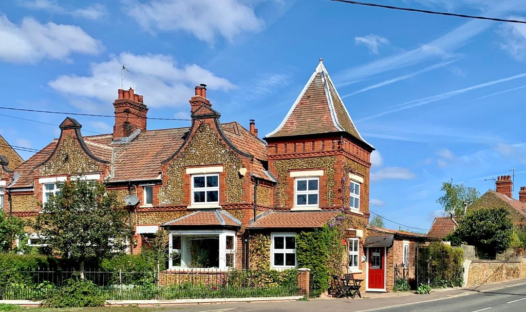 Property photo 1 of 36 2044590
