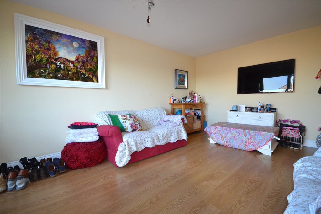 Property photo 3 of 8 Picture No. 07