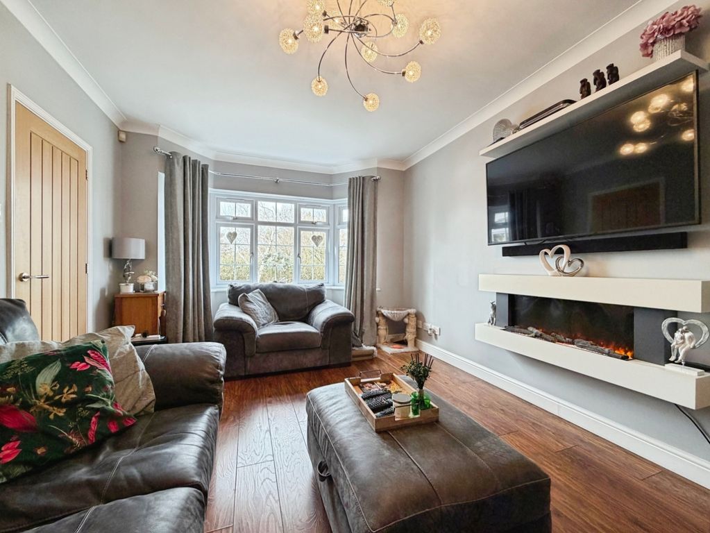 Property photo 3 of 21