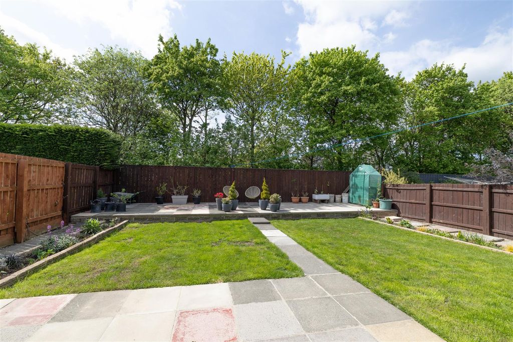 Property photo 2 of 20 Rear Garden