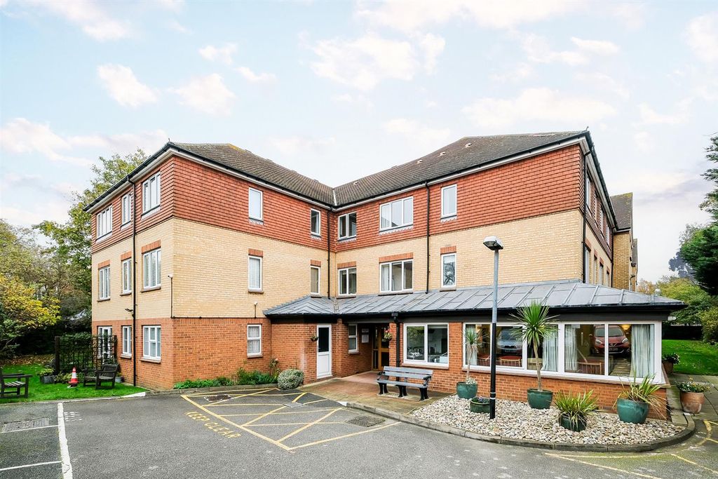 Property photo 2 of 22 29 Westminster Court-19_Web.Jpg