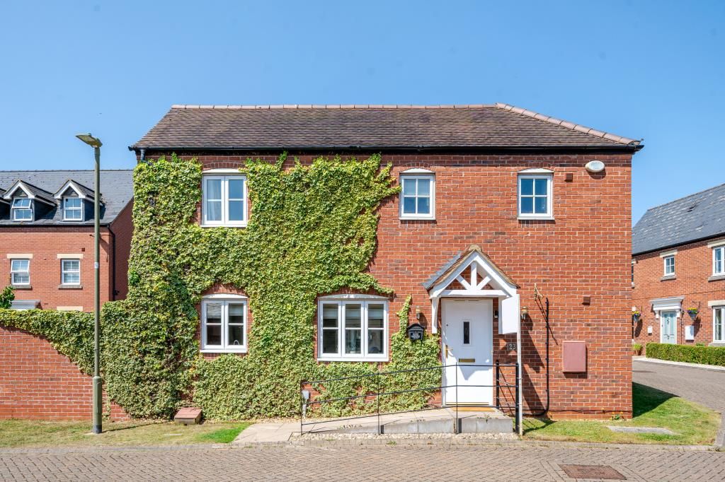 Property photo 1 of 18 External