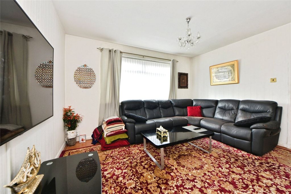 Property photo 3 of 20 Picture No. 35