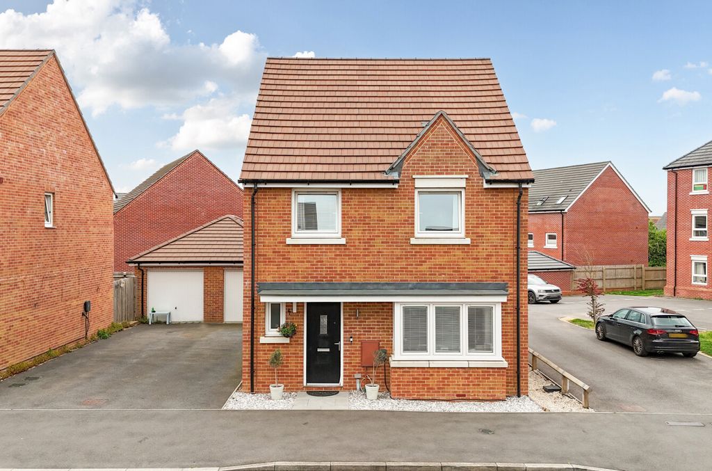 Property photo 1 of 19 1439751.Jpg