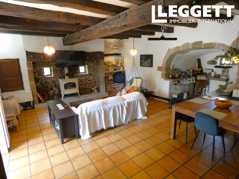 Property photo 2 of 10