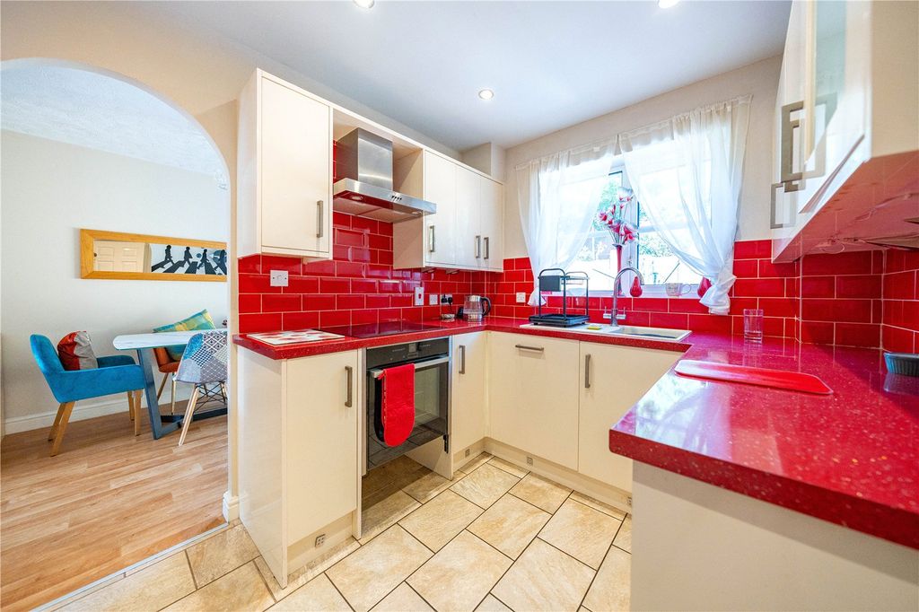 Property photo 3 of 13 Picture No. 15