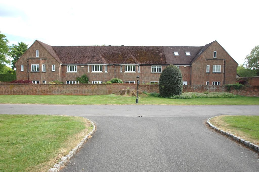Property photo 2 of 27 Picture No. 48