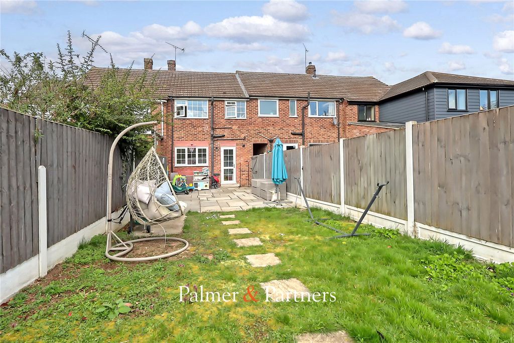 Property photo 2 of 27 Picture No. 21