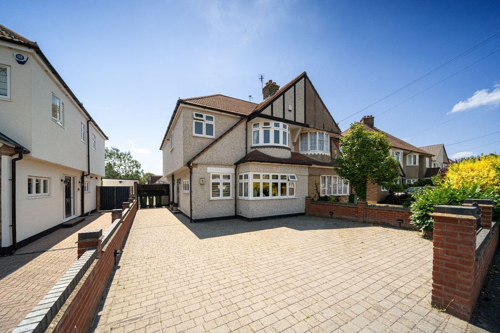 Property photo 1 of 24 4885790