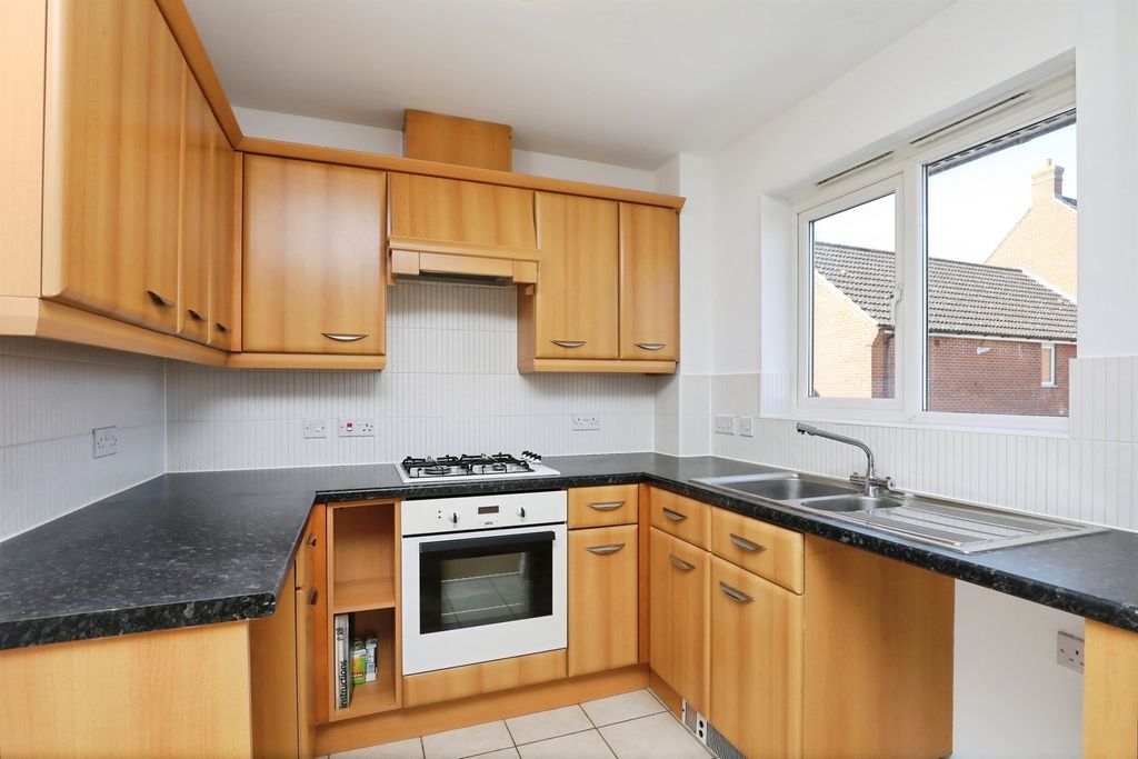 Property photo 3 of 13