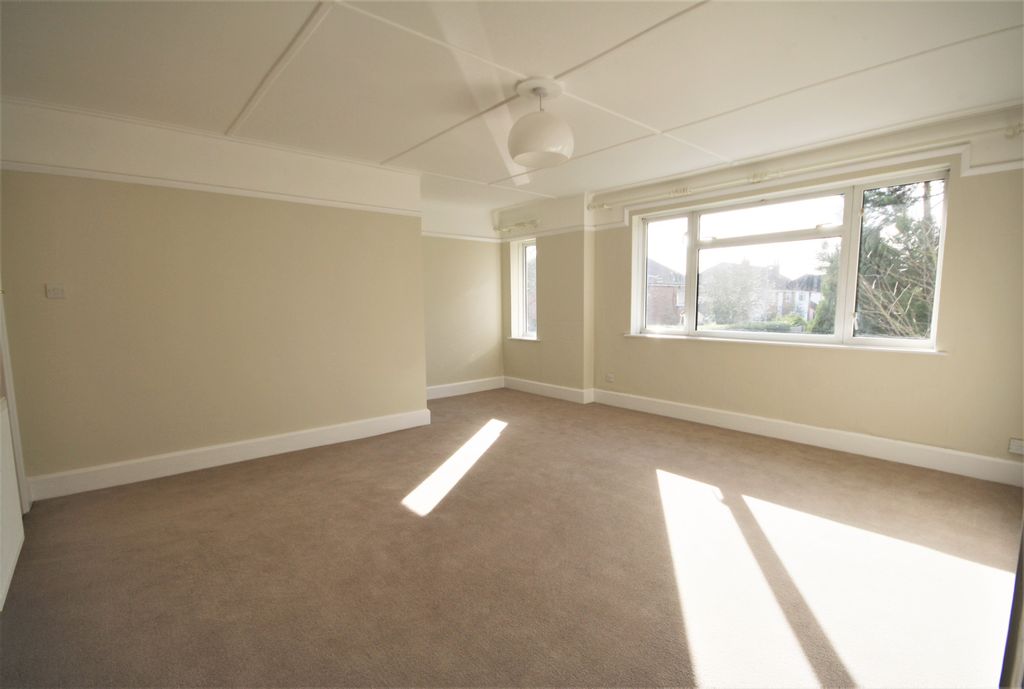 Property photo 3 of 9 Img_2634