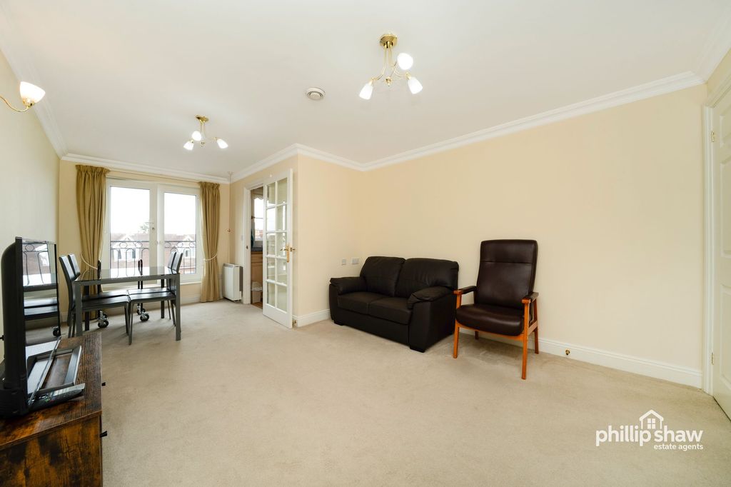 Property photo 3 of 9