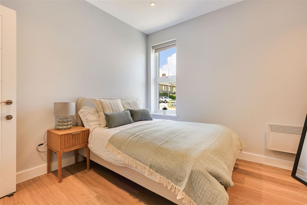 Property photo 2 of 15 Img (24).Jpg