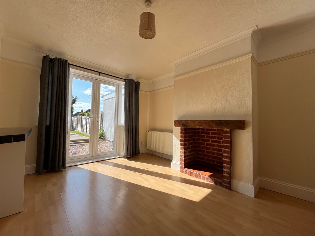 Property photo 2 of 18 Image