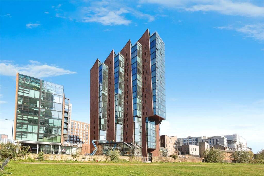 Property photo 3 of 9 Picture No. 11