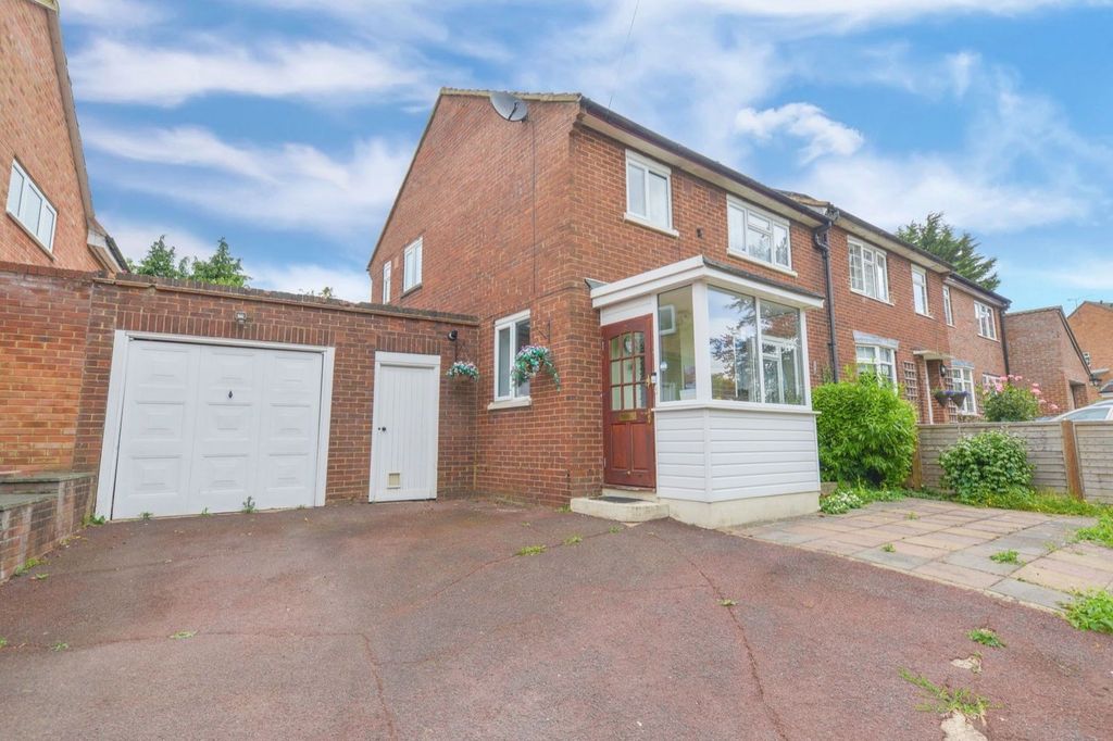 Property photo 1 of 15