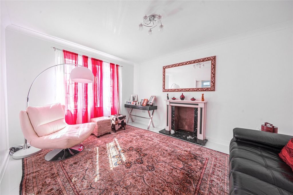 Property photo 3 of 16 Picture No. 15