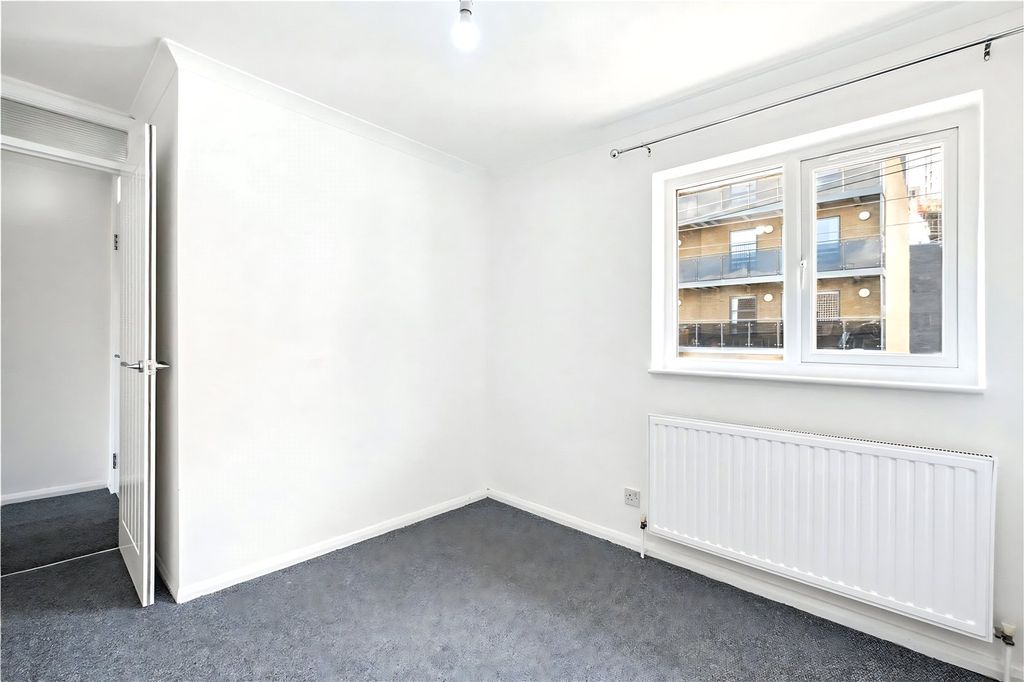 Property photo 3 of 16 Picture No. 04