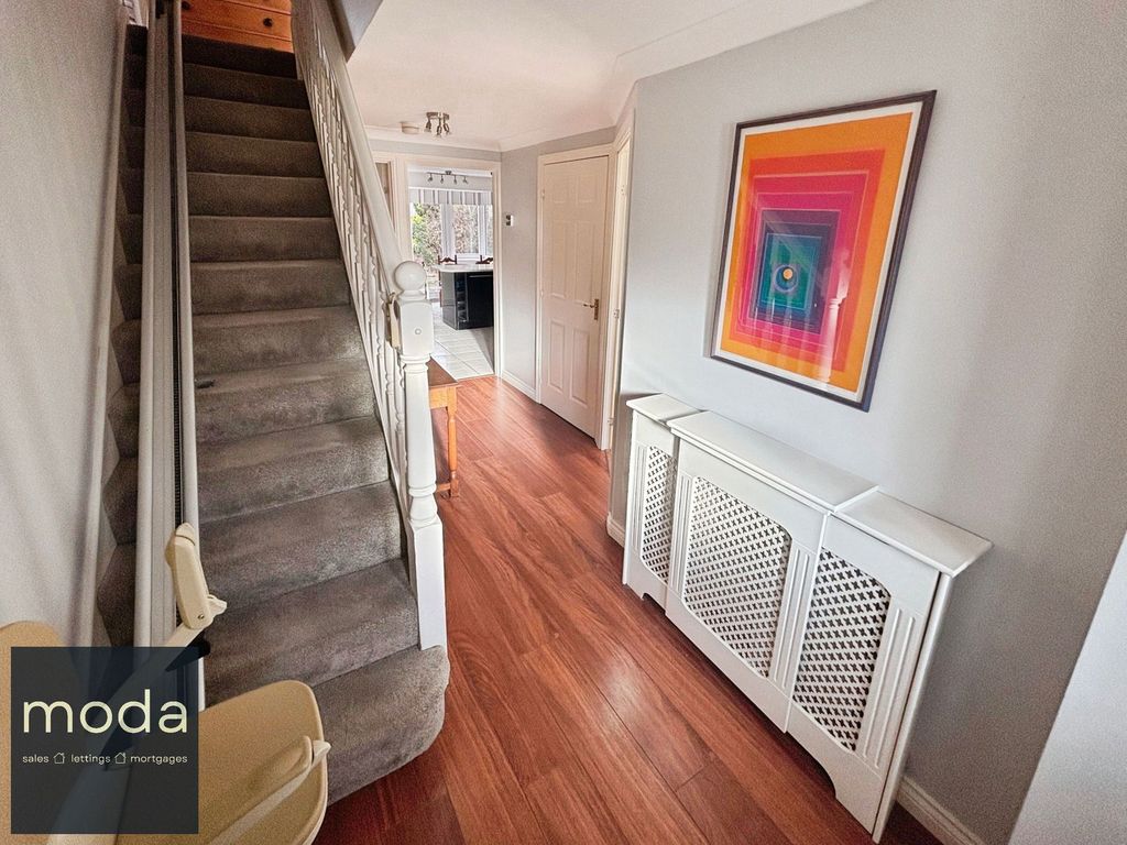 Property photo 3 of 20