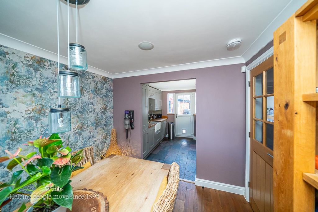 Property photo 3 of 32 Webbs-24.Jpg