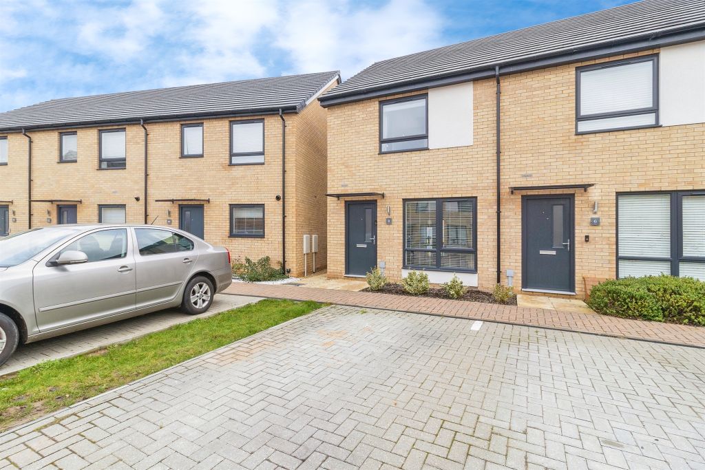 Property photo 2 of 14