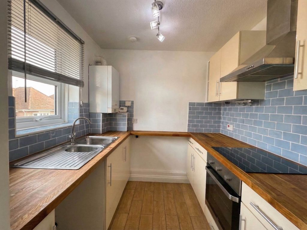 Property photo 2 of 4