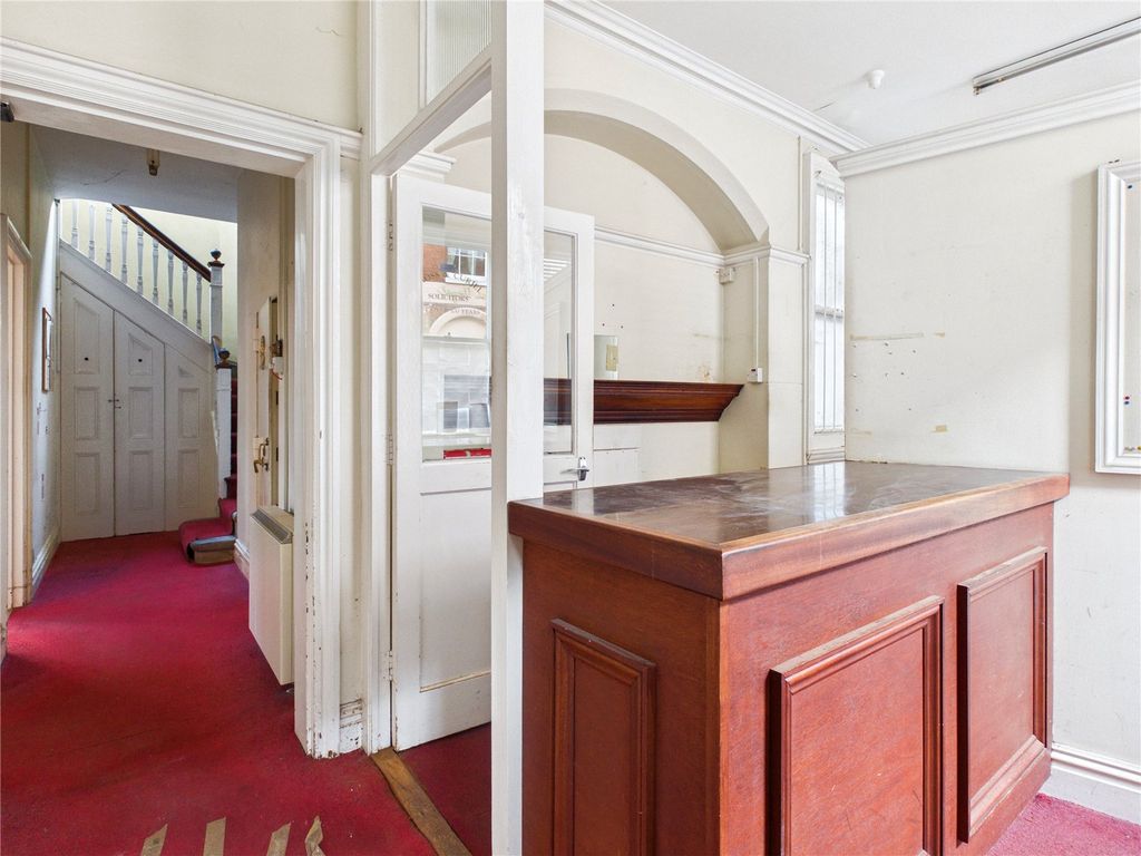 Property photo 2 of 12 Picture No. 02