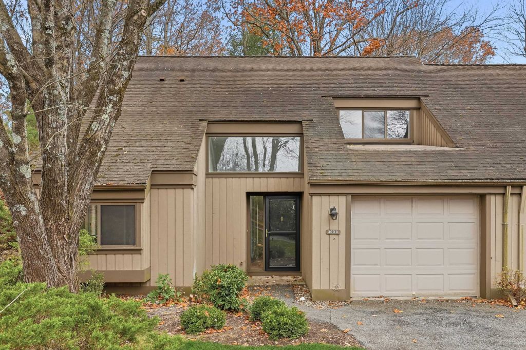 Property photo 1 of 31