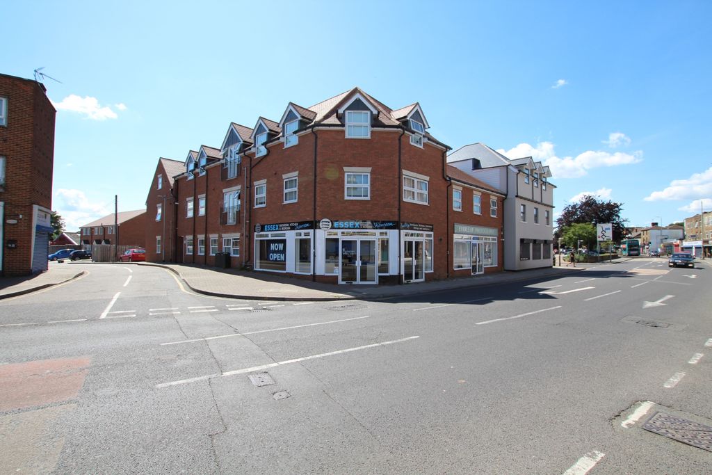 Property photo 1 of 12 Photo 10