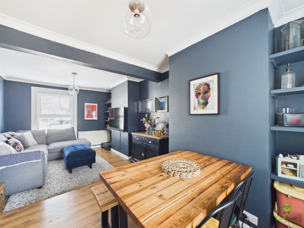 Property photo 3 of 15 Baabc9Aeeae941A5A038A2c5048E882A_100_Cam03779G0-Pr