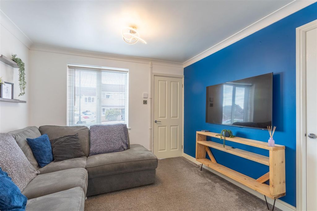 Property photo 3 of 21 Dwelest - 16 Harrow Road, Swadlincote, De11 0Xd-00