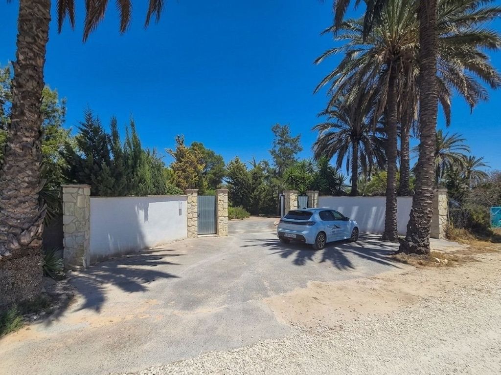 Property photo 3 of 45