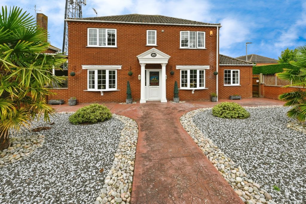 Property photo 1 of 49 Photo