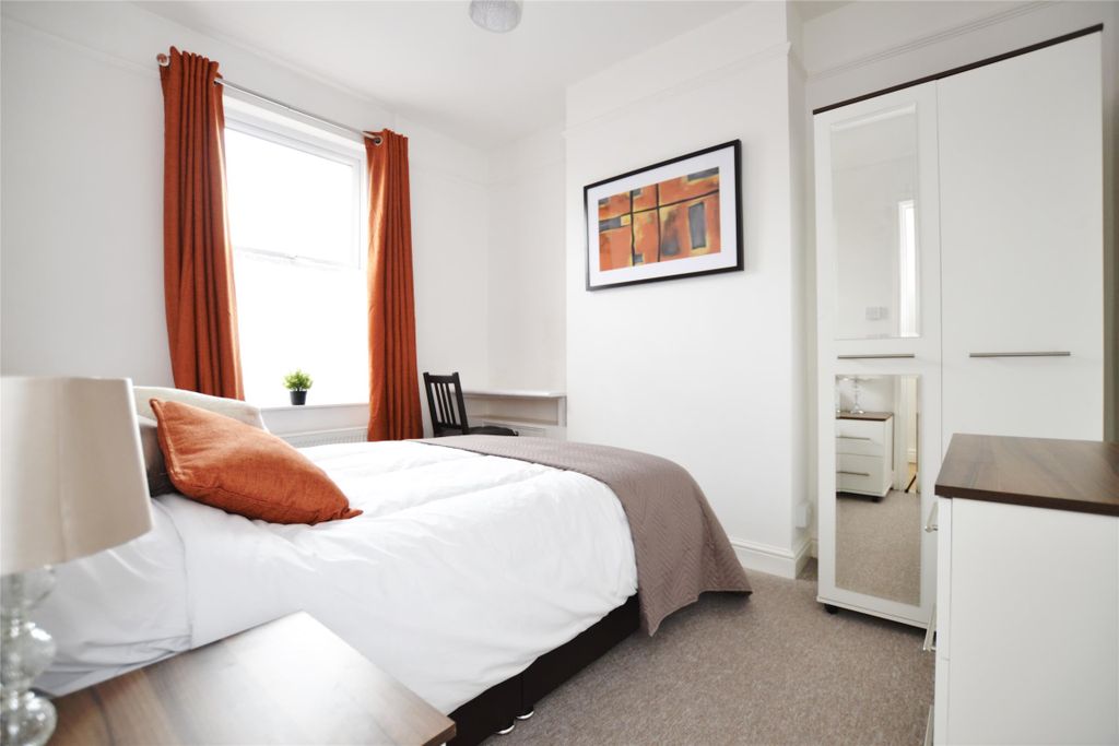 Property photo 3 of 14 Bedroom 1