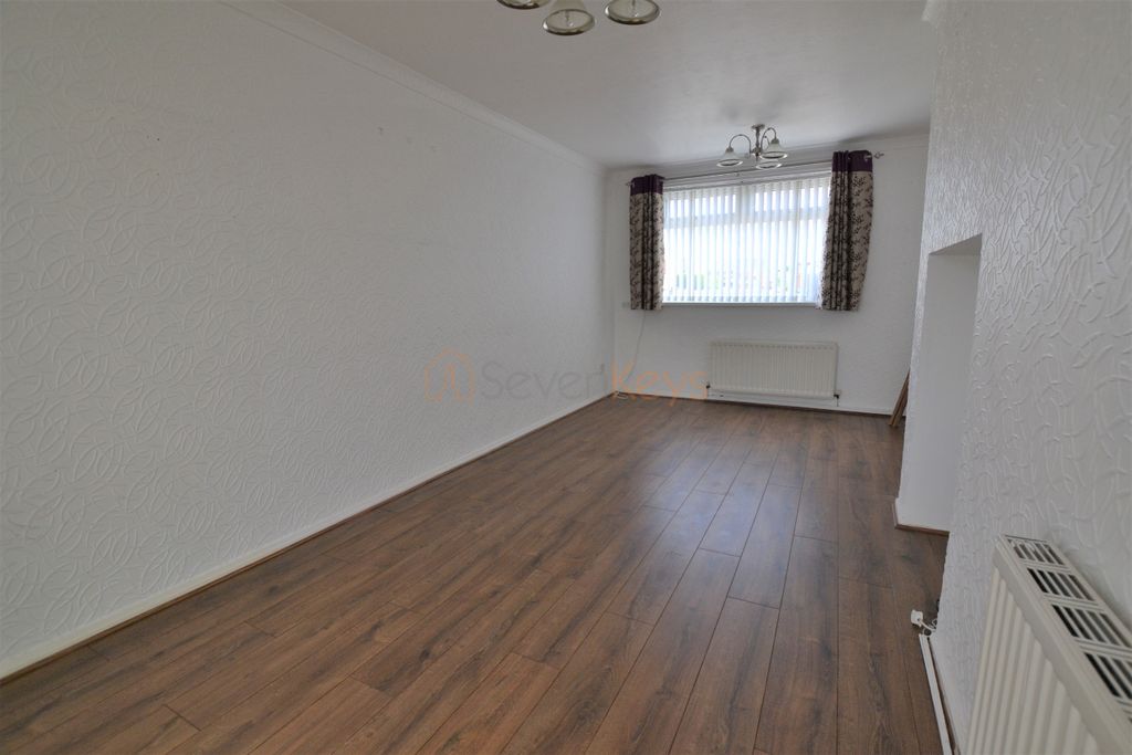 Property photo 3 of 13 Image