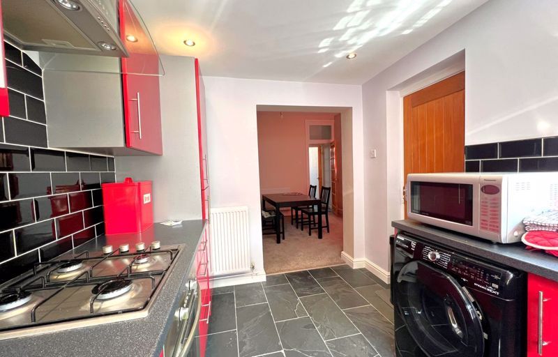 Property photo 3 of 12 Photo 5