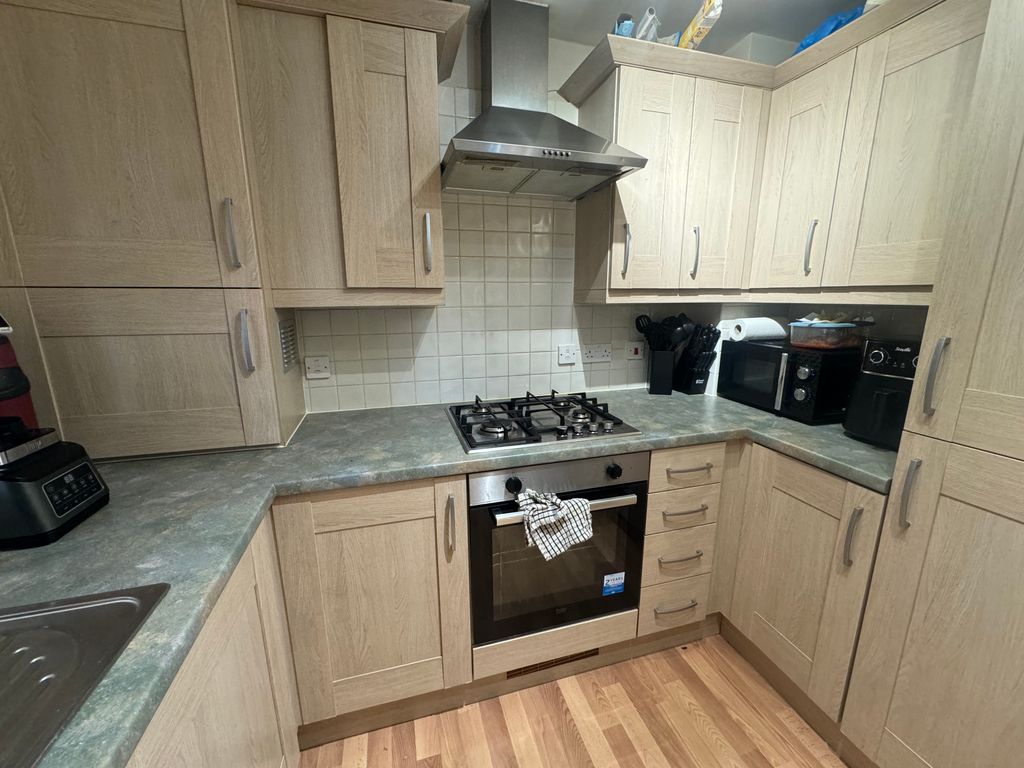 Property photo 2 of 6 Front