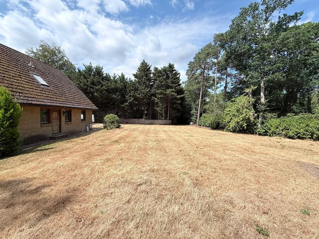 Property photo 2 of 4 Picture No. 18