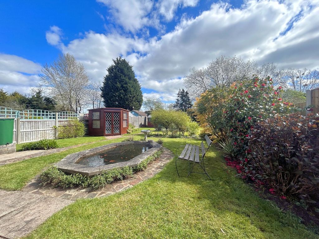 Property photo 3 of 20