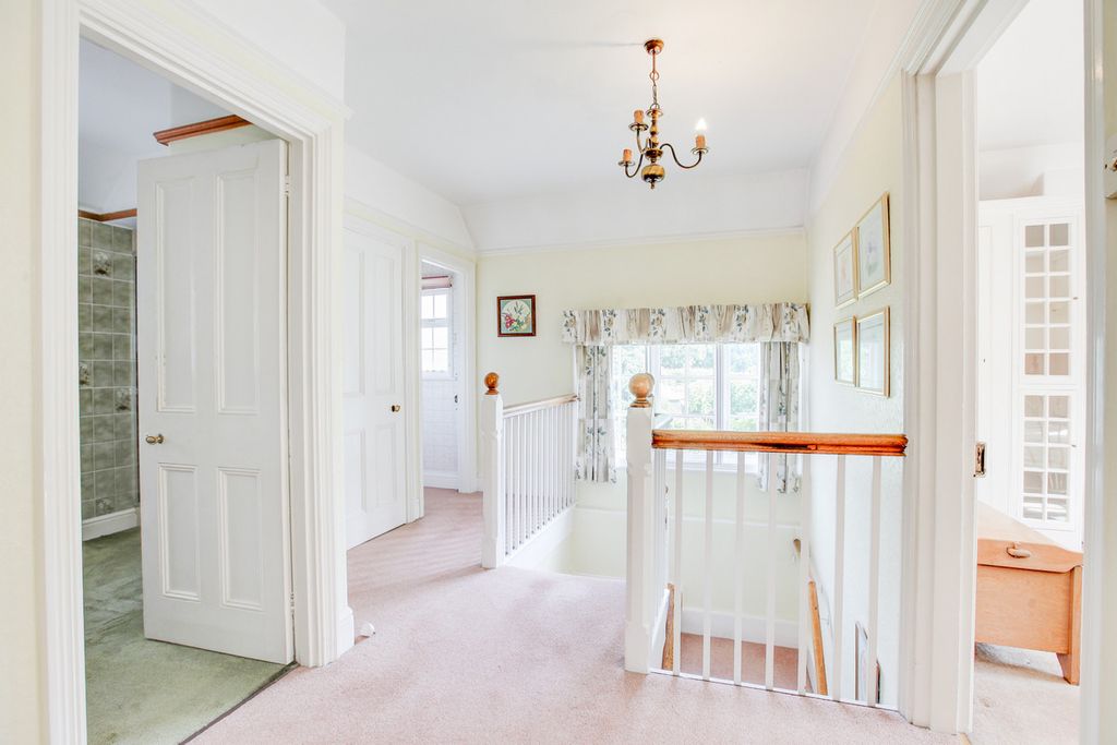 Additional image 12 of 3 bed detached house for saleSt John's Avenue, Essex CM17