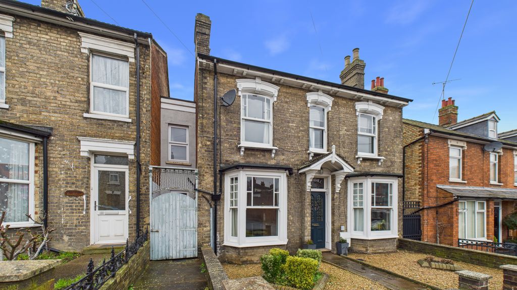 Property photo 1 of 15