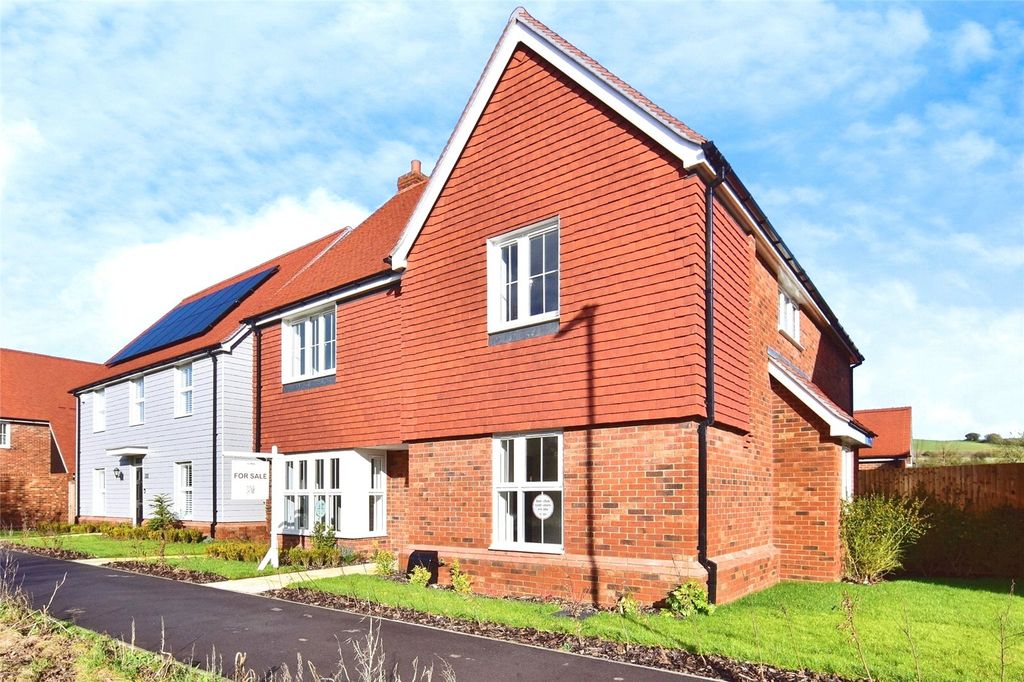 Property photo 3 of 7 Picture No. 11