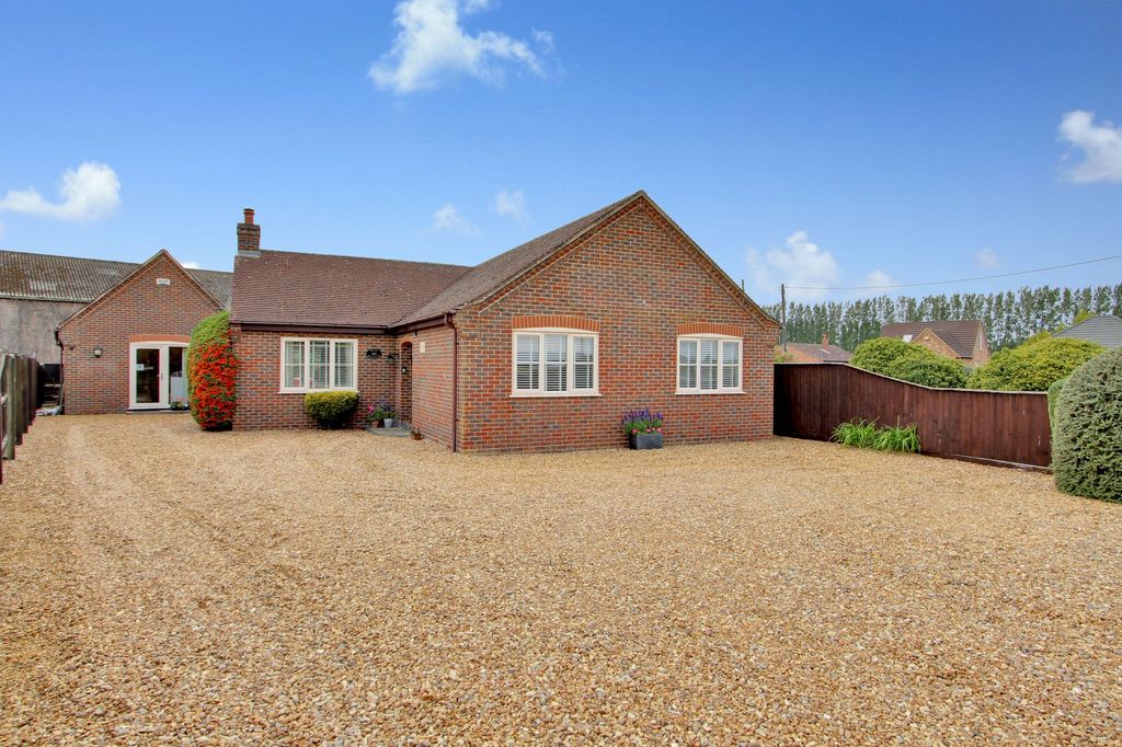 Property photo 1 of 34