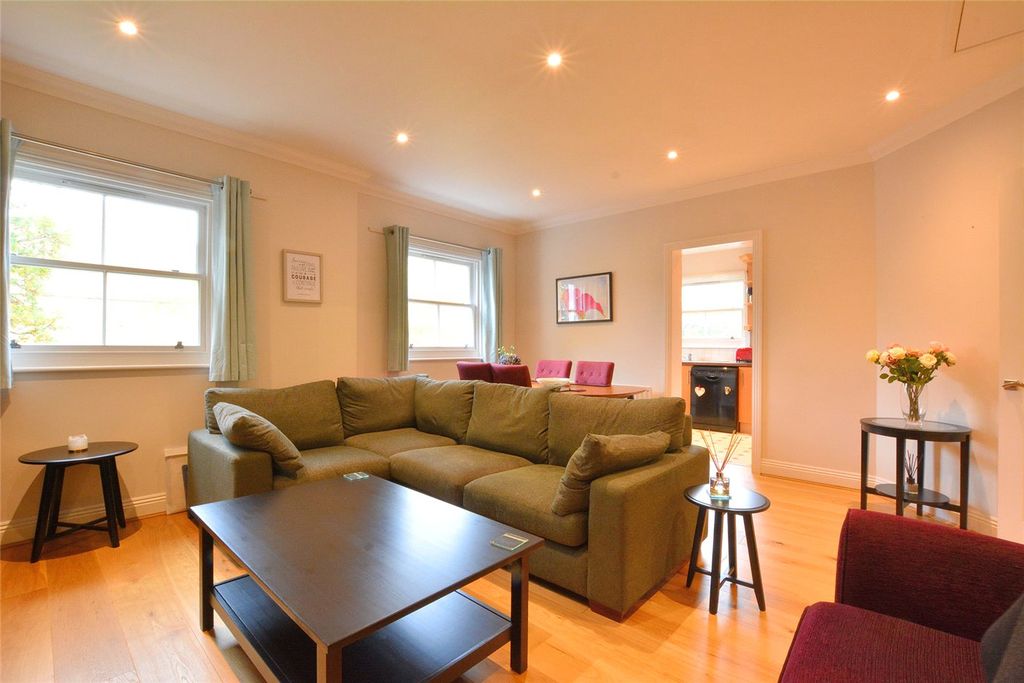 Property photo 1 of 17 Picture No. 03